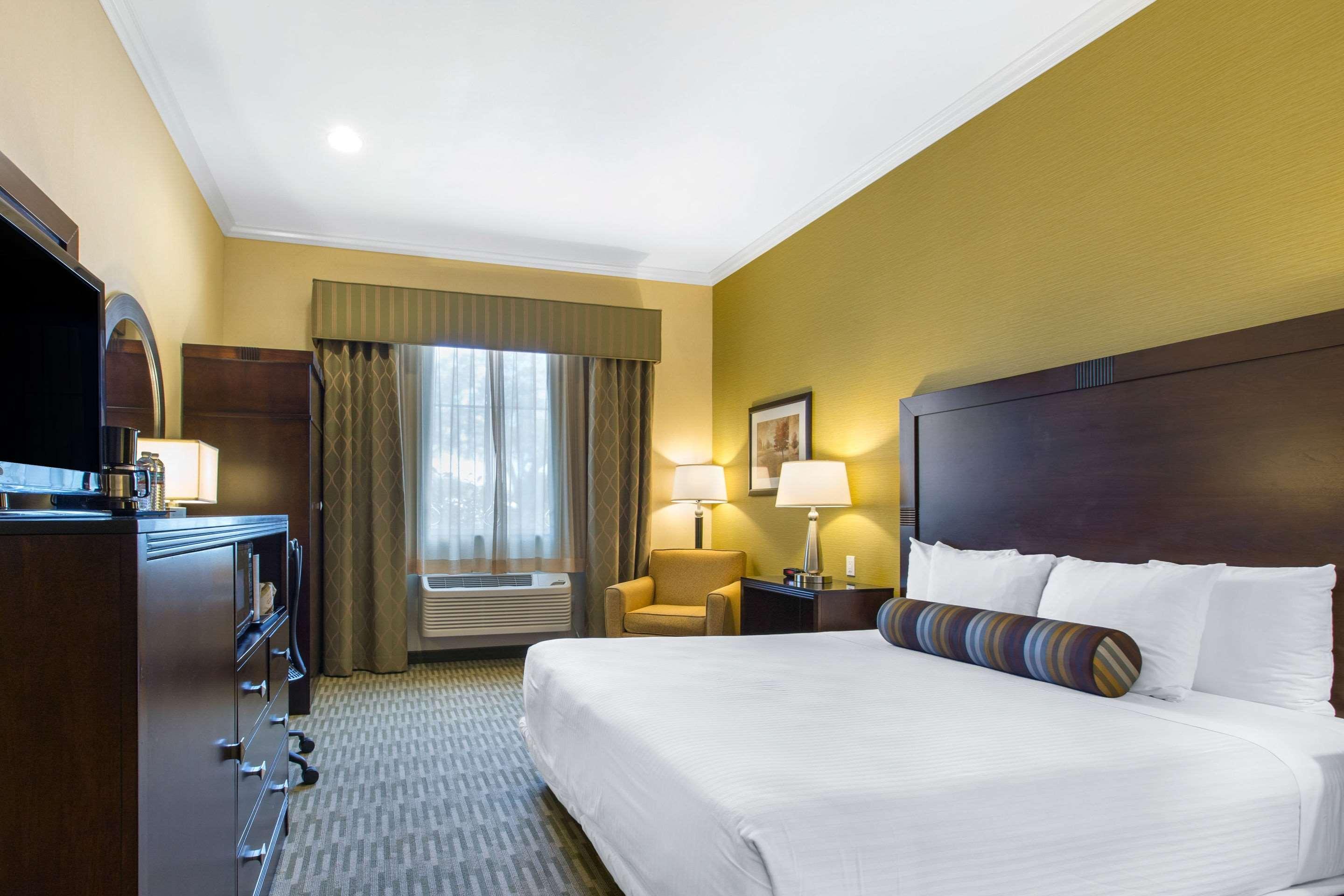 The Oaks Hotel & Suites パソロブレス エクステリア 写真