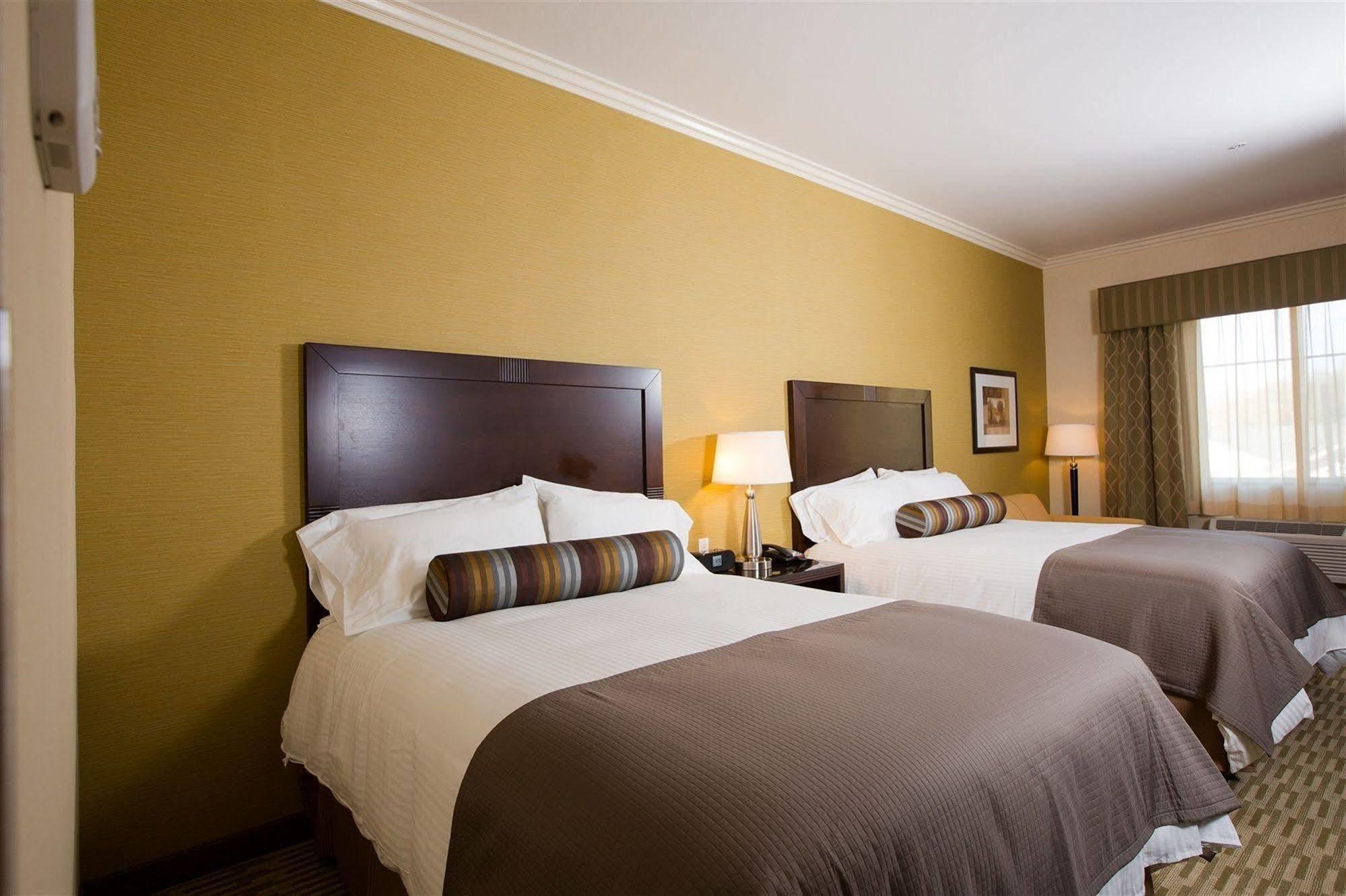 The Oaks Hotel & Suites パソロブレス エクステリア 写真