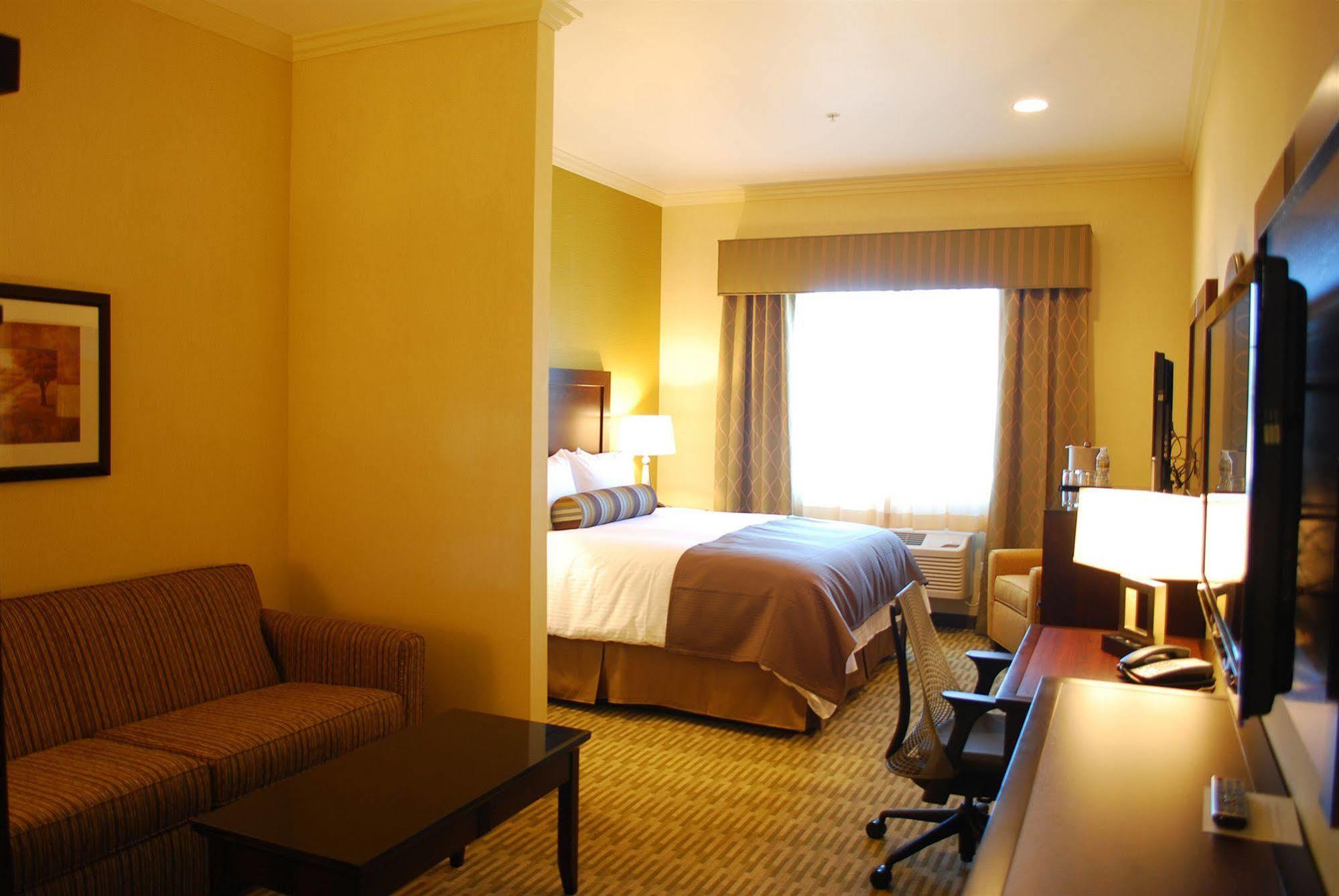 The Oaks Hotel & Suites パソロブレス エクステリア 写真